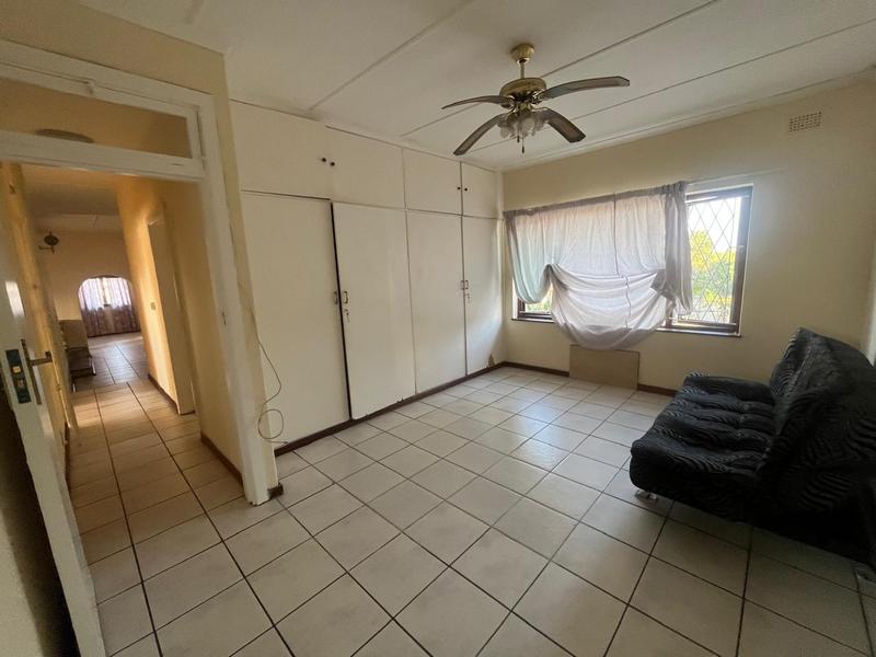 4 Bedroom Property for Sale in Uvongo KwaZulu-Natal