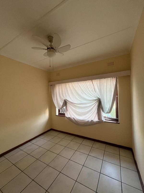 4 Bedroom Property for Sale in Uvongo KwaZulu-Natal