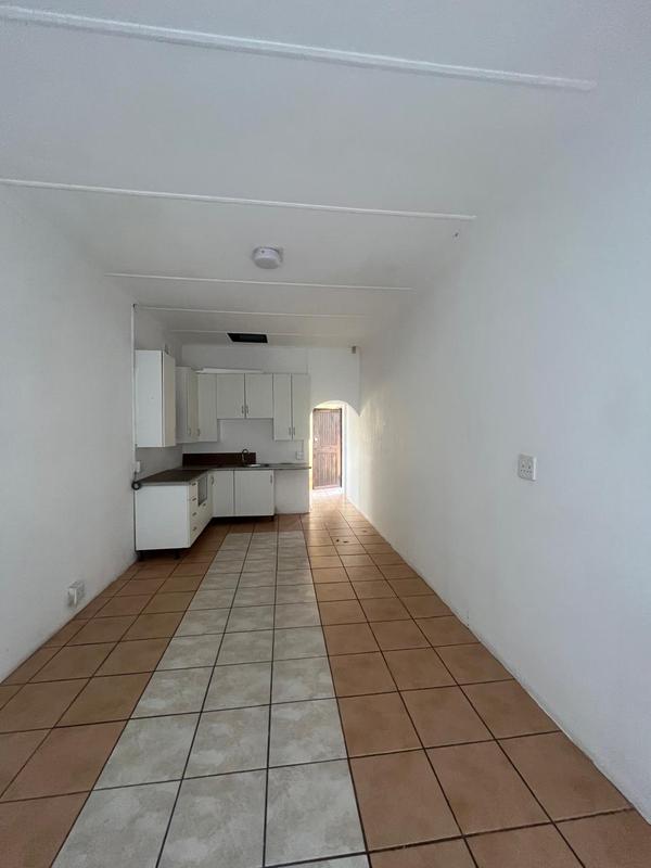 4 Bedroom Property for Sale in Uvongo KwaZulu-Natal