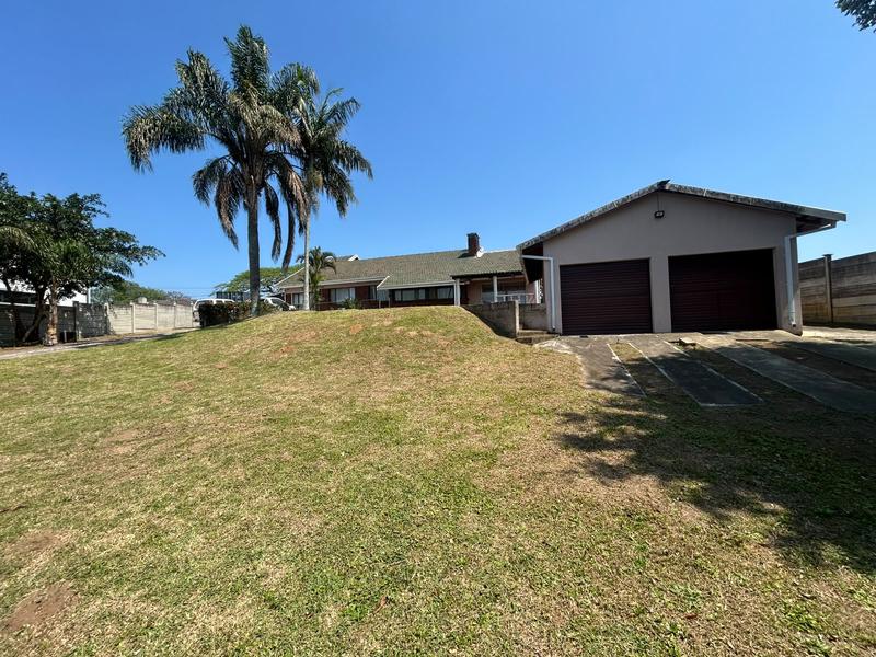 4 Bedroom Property for Sale in Uvongo KwaZulu-Natal