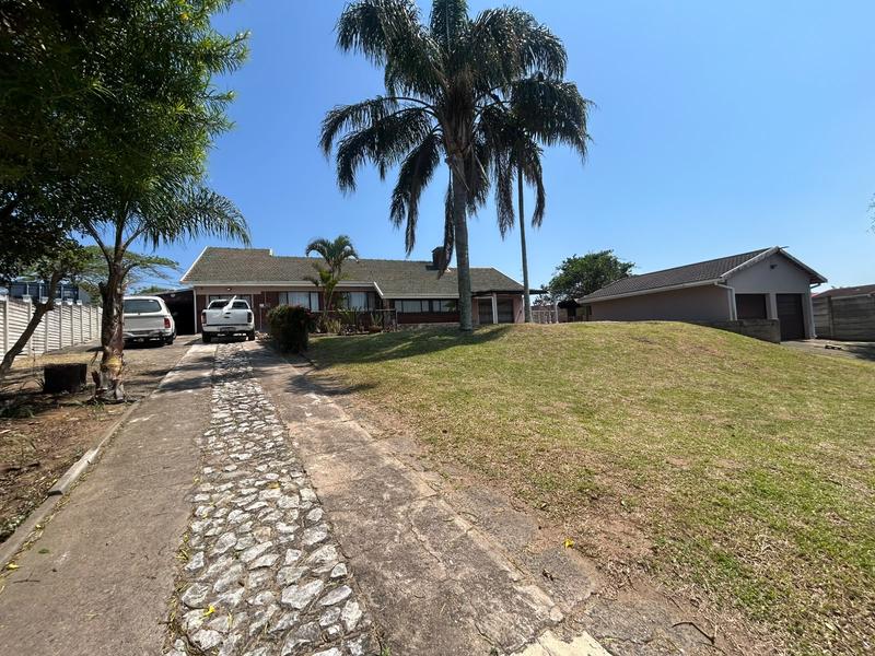 4 Bedroom Property for Sale in Uvongo KwaZulu-Natal