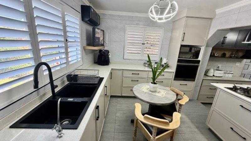 4 Bedroom Property for Sale in Escombe KwaZulu-Natal