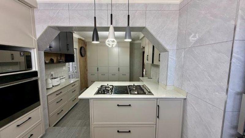 4 Bedroom Property for Sale in Escombe KwaZulu-Natal