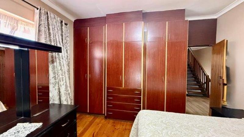 4 Bedroom Property for Sale in Escombe KwaZulu-Natal