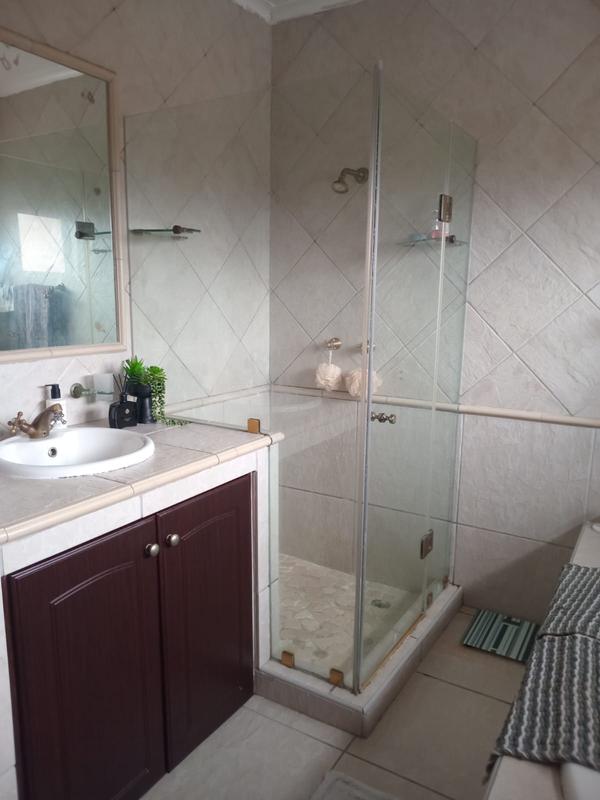To Let 3 Bedroom Property for Rent in Meer En See KwaZulu-Natal