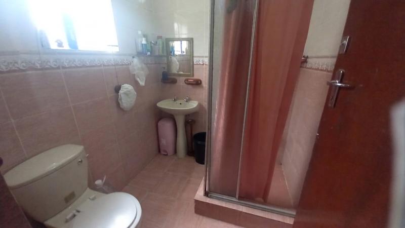 4 Bedroom Property for Sale in Crossmoor KwaZulu-Natal