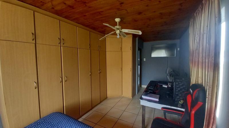 4 Bedroom Property for Sale in Crossmoor KwaZulu-Natal