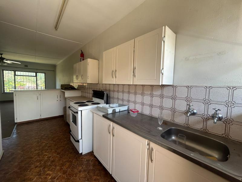 To Let 2 Bedroom Property for Rent in Margate KwaZulu-Natal