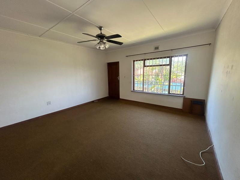 To Let 2 Bedroom Property for Rent in Margate KwaZulu-Natal
