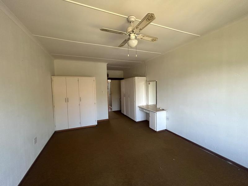 To Let 2 Bedroom Property for Rent in Margate KwaZulu-Natal