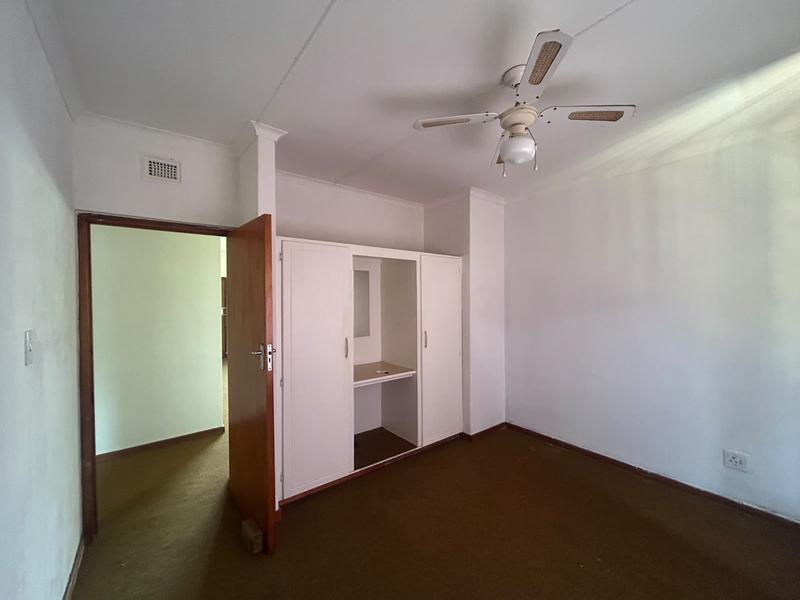 To Let 2 Bedroom Property for Rent in Margate KwaZulu-Natal