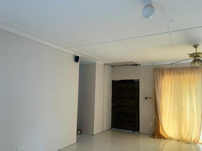 To Let 6 Bedroom Property for Rent in Birdswood KwaZulu-Natal