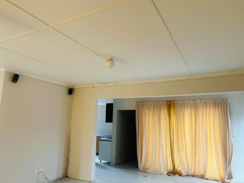To Let 6 Bedroom Property for Rent in Birdswood KwaZulu-Natal