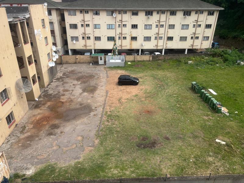 1 Bedroom Property for Sale in Overport KwaZulu-Natal