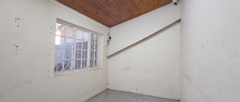 To Let Commercial Property for Rent in Umbilo KwaZulu-Natal