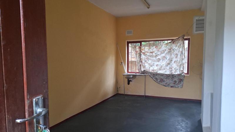8 Bedroom Property for Sale in Malvern KwaZulu-Natal