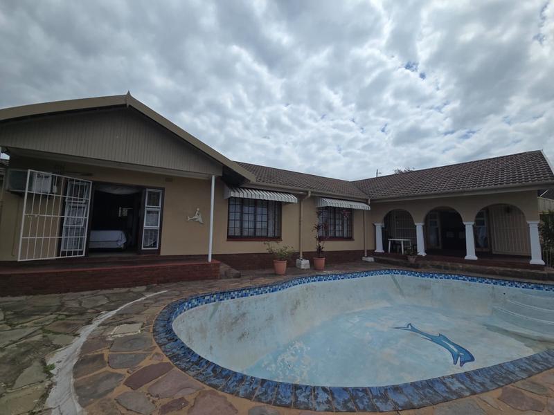 4 Bedroom Property for Sale in Mount Vernon KwaZulu-Natal