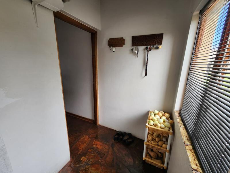 4 Bedroom Property for Sale in Mount Vernon KwaZulu-Natal