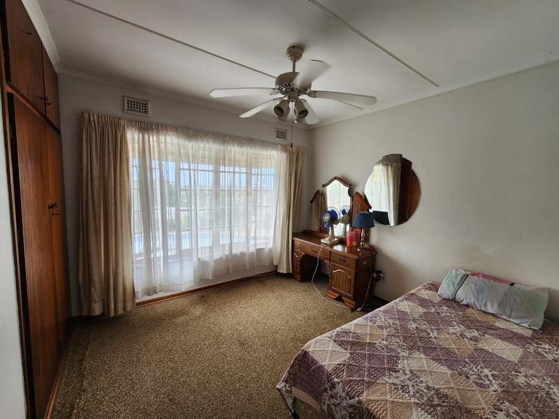 4 Bedroom Property for Sale in Mount Vernon KwaZulu-Natal