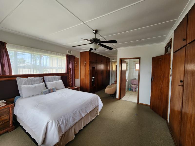 4 Bedroom Property for Sale in Mount Vernon KwaZulu-Natal