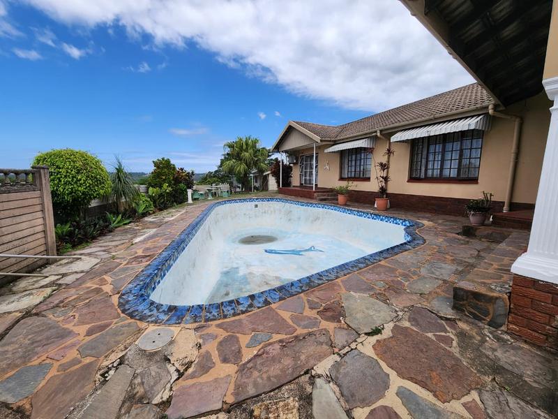4 Bedroom Property for Sale in Mount Vernon KwaZulu-Natal