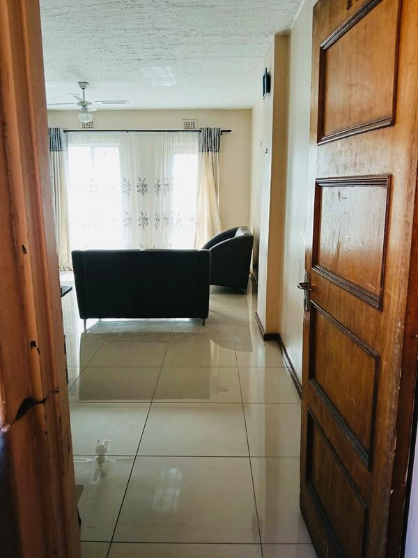 To Let 1 Bedroom Property for Rent in Montclair KwaZulu-Natal