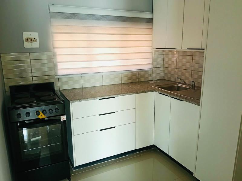 To Let 1 Bedroom Property for Rent in Montclair KwaZulu-Natal