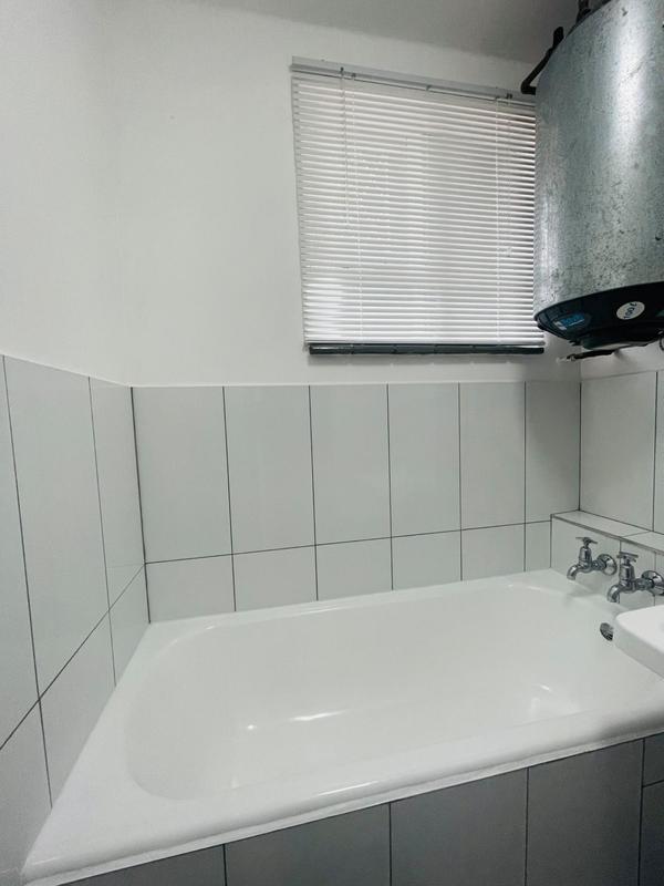 1 Bedroom Property for Sale in Umbilo KwaZulu-Natal