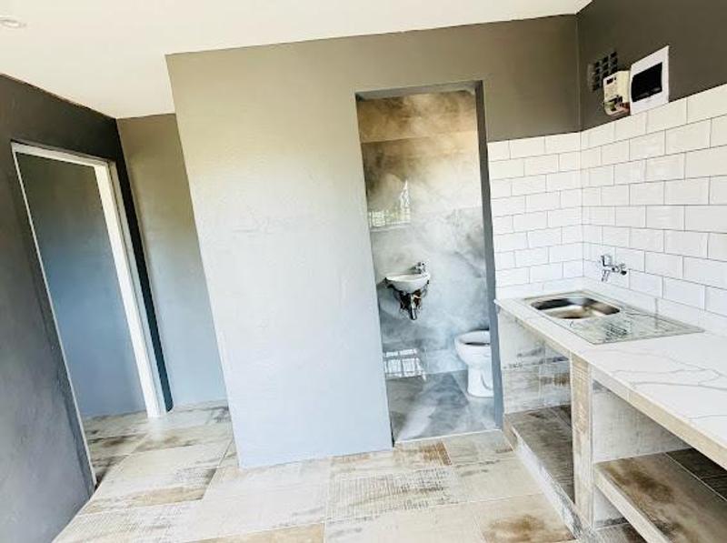 1 Bedroom Property for Sale in Chesterville KwaZulu-Natal