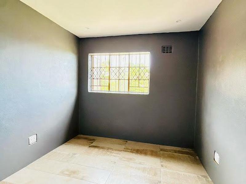 1 Bedroom Property for Sale in Chesterville KwaZulu-Natal