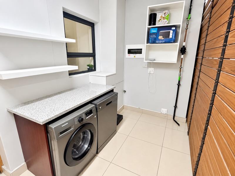 To Let 1 Bedroom Property for Rent in New Town Centre KwaZulu-Natal