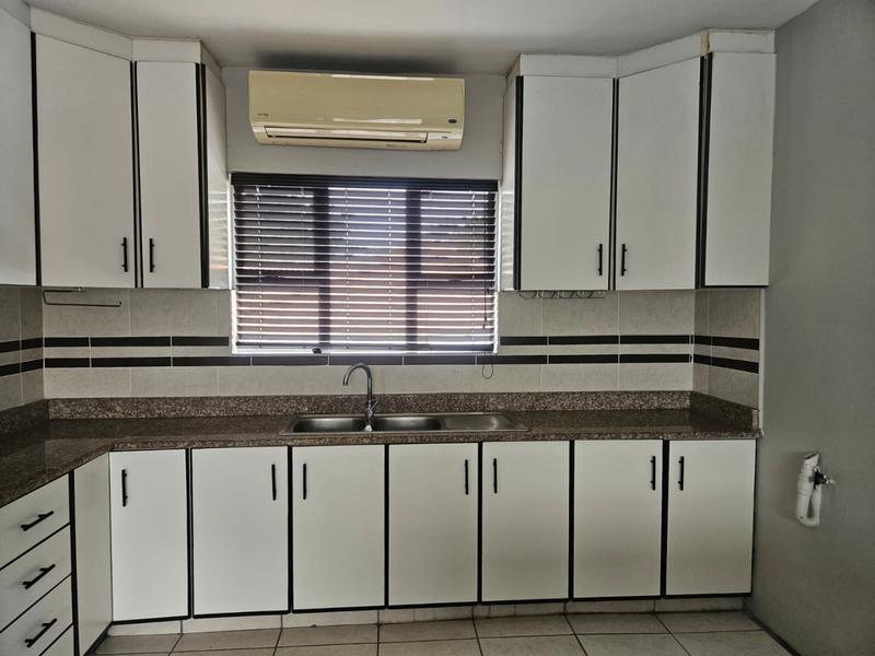 To Let 3 Bedroom Property for Rent in Umhlatuzana KwaZulu-Natal