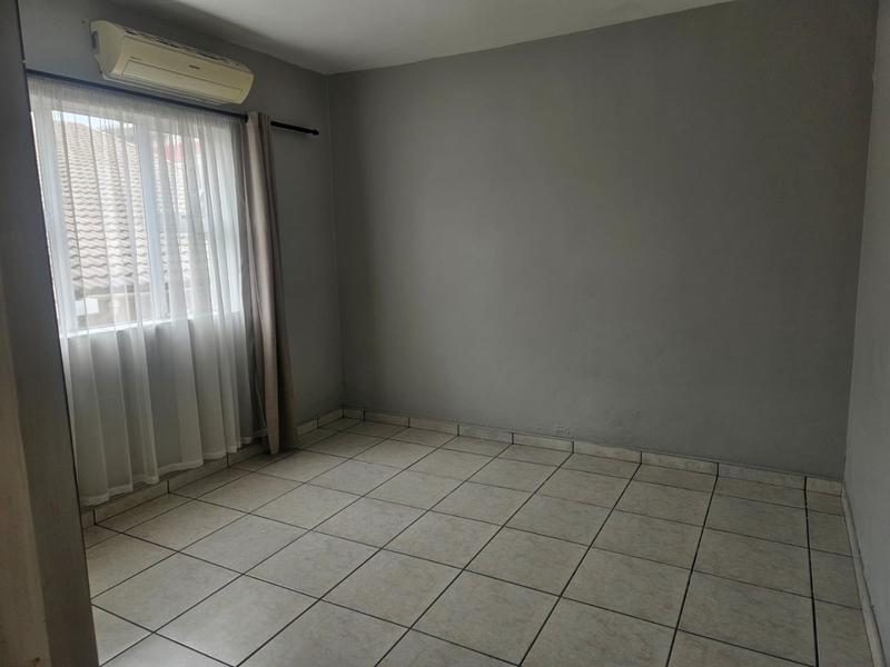 To Let 3 Bedroom Property for Rent in Umhlatuzana KwaZulu-Natal