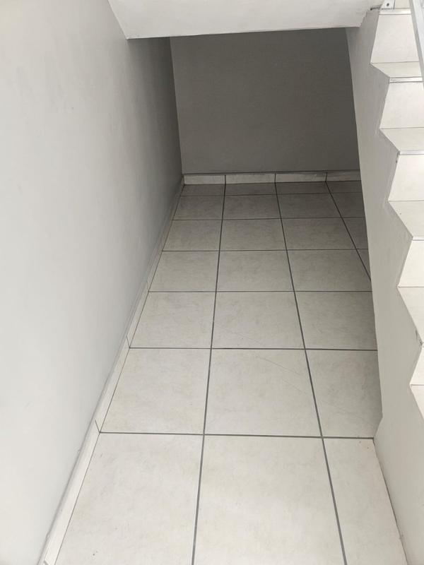 To Let 3 Bedroom Property for Rent in Umhlatuzana KwaZulu-Natal