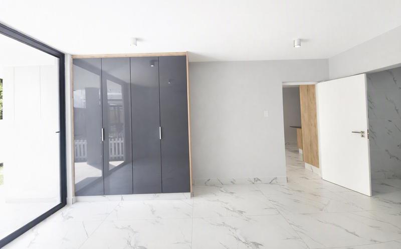 3 Bedroom Property for Sale in Windermere KwaZulu-Natal