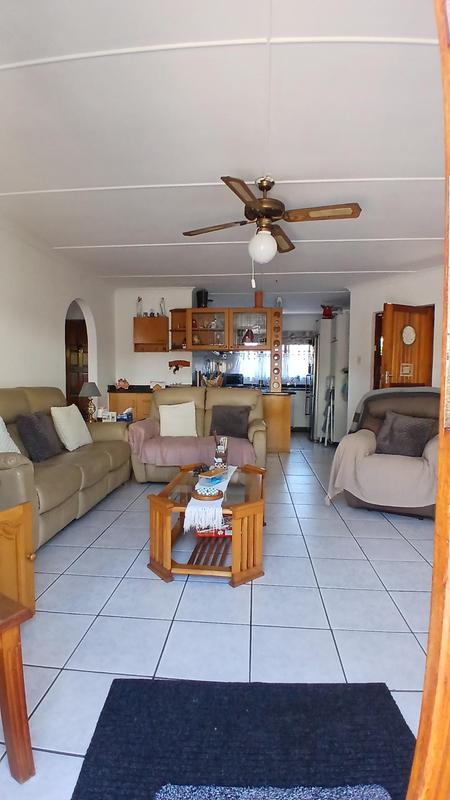 2 Bedroom Property for Sale in Montclair KwaZulu-Natal