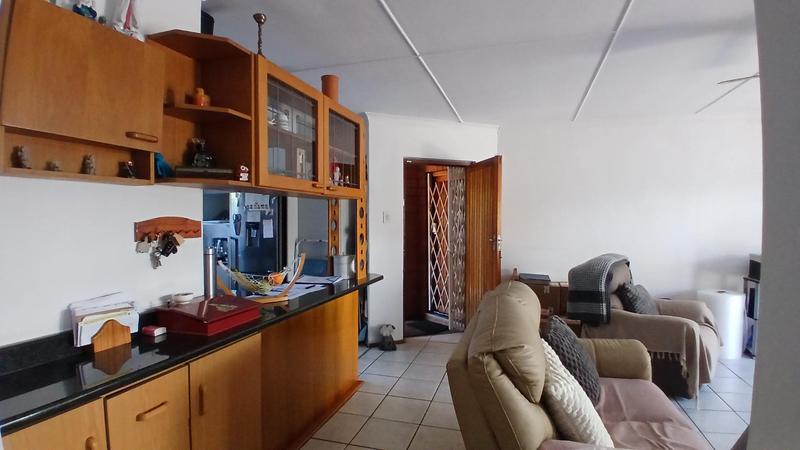 2 Bedroom Property for Sale in Montclair KwaZulu-Natal