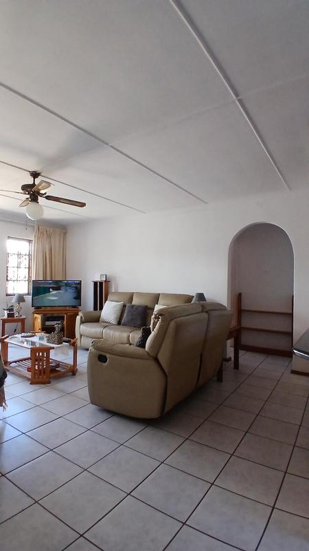 2 Bedroom Property for Sale in Montclair KwaZulu-Natal