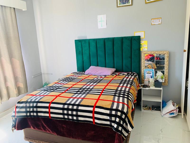 To Let 2 Bedroom Property for Rent in Margate KwaZulu-Natal