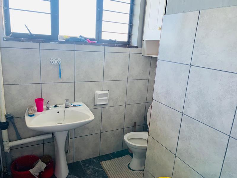 To Let 2 Bedroom Property for Rent in Margate KwaZulu-Natal