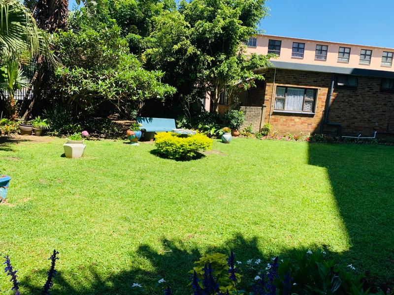 To Let 2 Bedroom Property for Rent in Margate KwaZulu-Natal