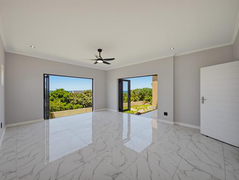 5 Bedroom Property for Sale in Tinley Manor KwaZulu-Natal
