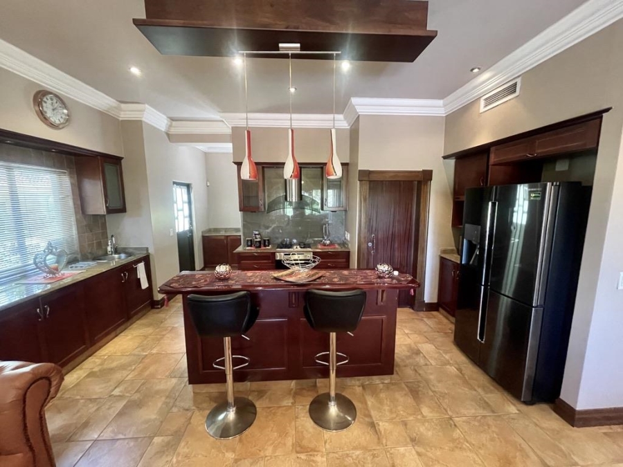 To Let 3 Bedroom Property for Rent in La Lucia KwaZulu-Natal