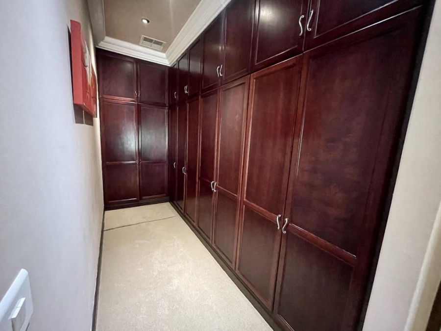 To Let 3 Bedroom Property for Rent in La Lucia KwaZulu-Natal