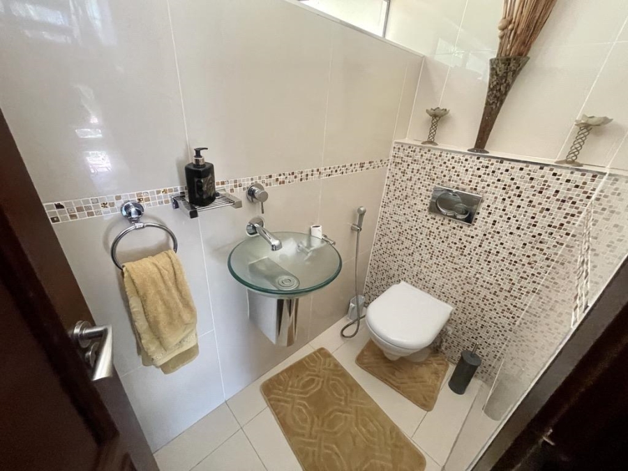 To Let 3 Bedroom Property for Rent in La Lucia KwaZulu-Natal