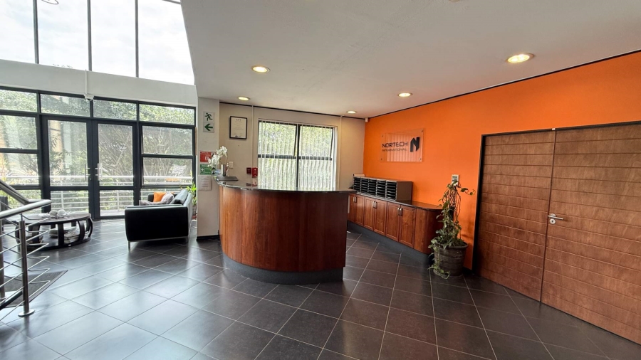 To Let Commercial Property for Rent in Montrose KwaZulu-Natal