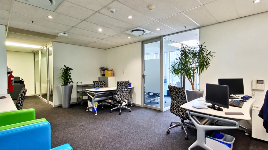 To Let Commercial Property for Rent in Somerset Park KwaZulu-Natal