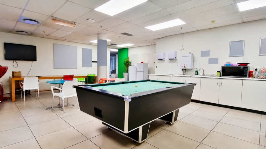 To Let Commercial Property for Rent in Somerset Park KwaZulu-Natal