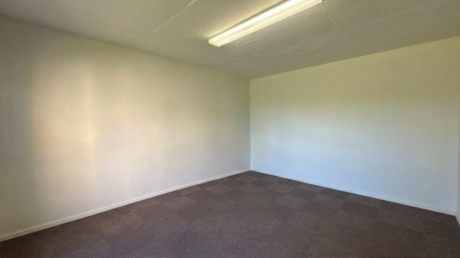 To Let Commercial Property for Rent in Clarendon KwaZulu-Natal
