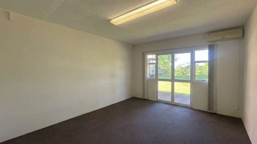 To Let Commercial Property for Rent in Clarendon KwaZulu-Natal